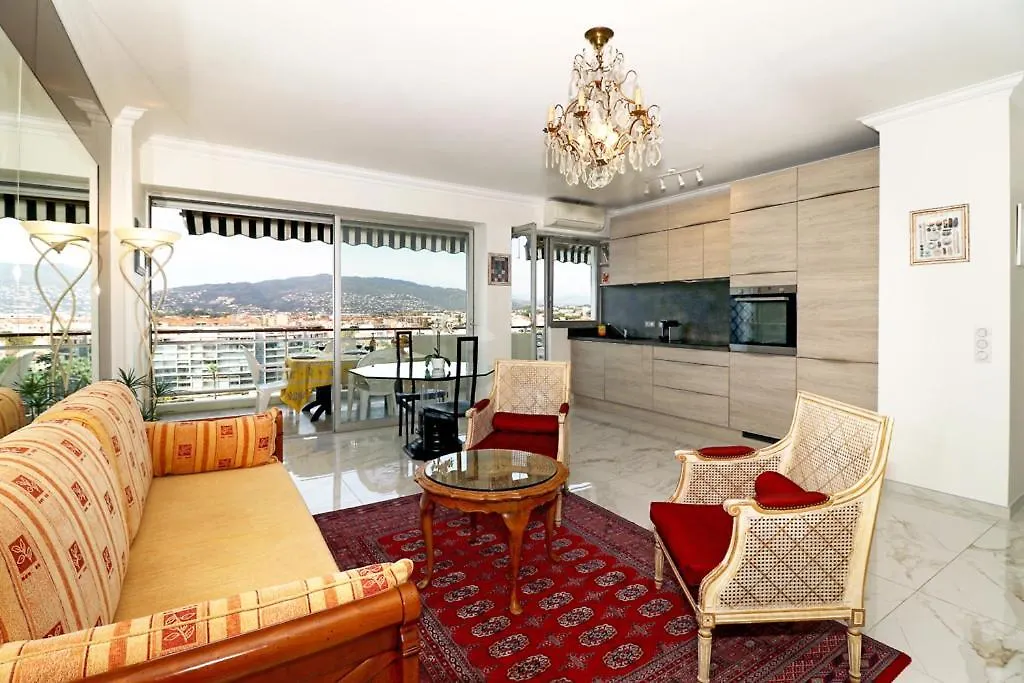 アパート Appartement Chateau De La Mer カンヌ